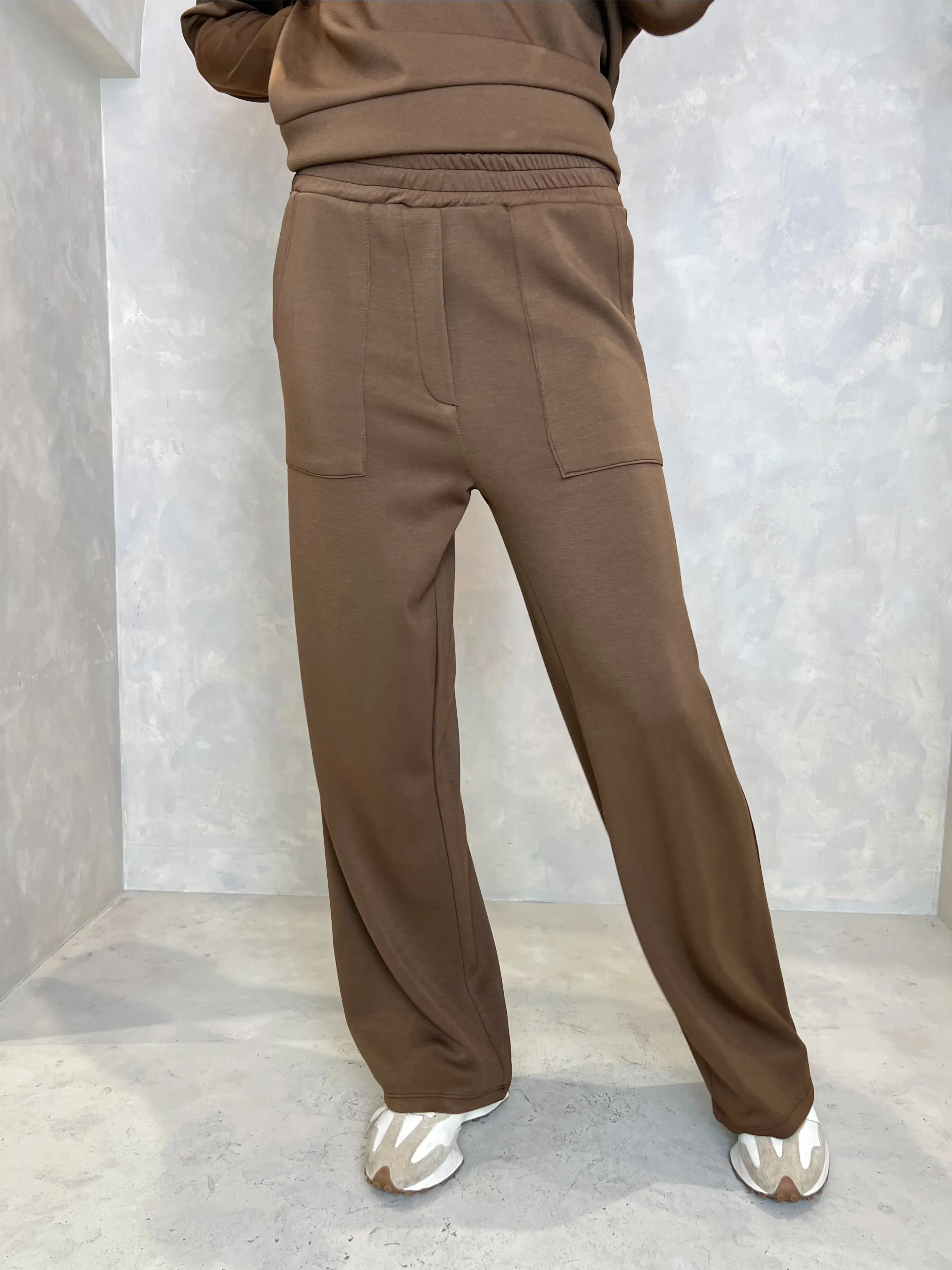 Chocolate Pocket Jogging Bottoms