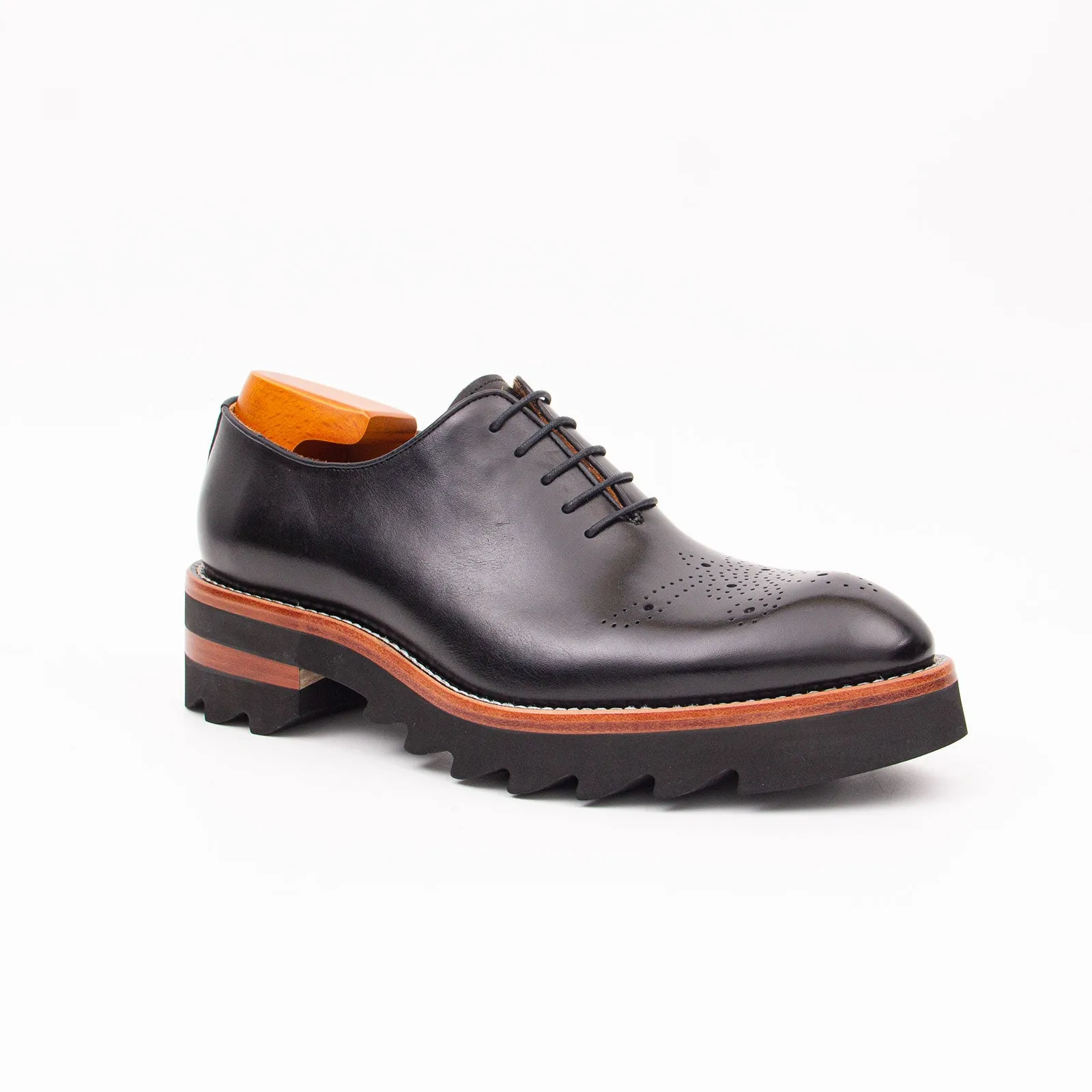 Handcrafted calfskin Oxford shoes Black